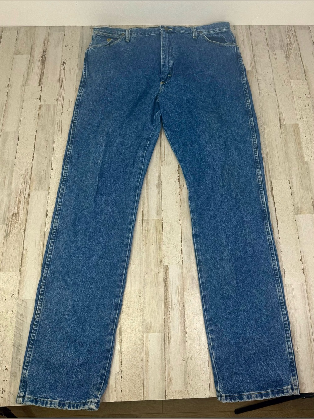 Wrangler George Strait Jeans Mens 40x36 Cowboy Cut Med Wash Work 13MGSHD